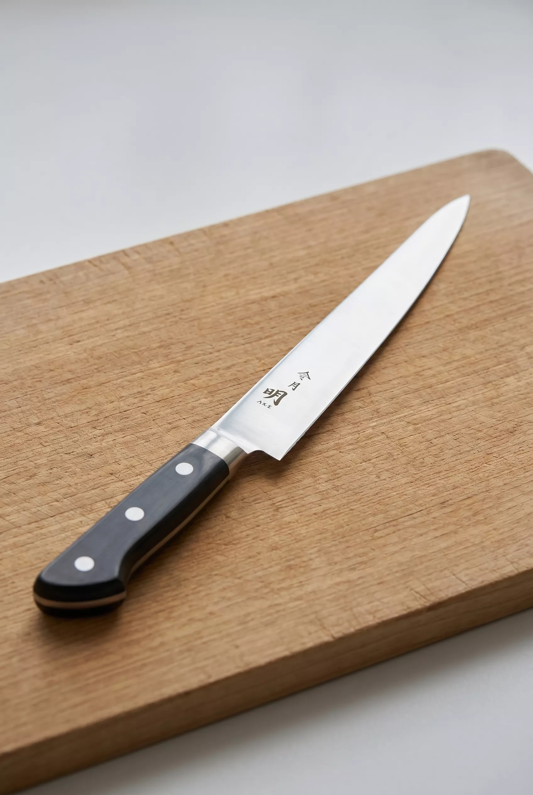 Fuji Cutlery Akira Reigetsu Slicer 24 cm - nóż do plastrowania