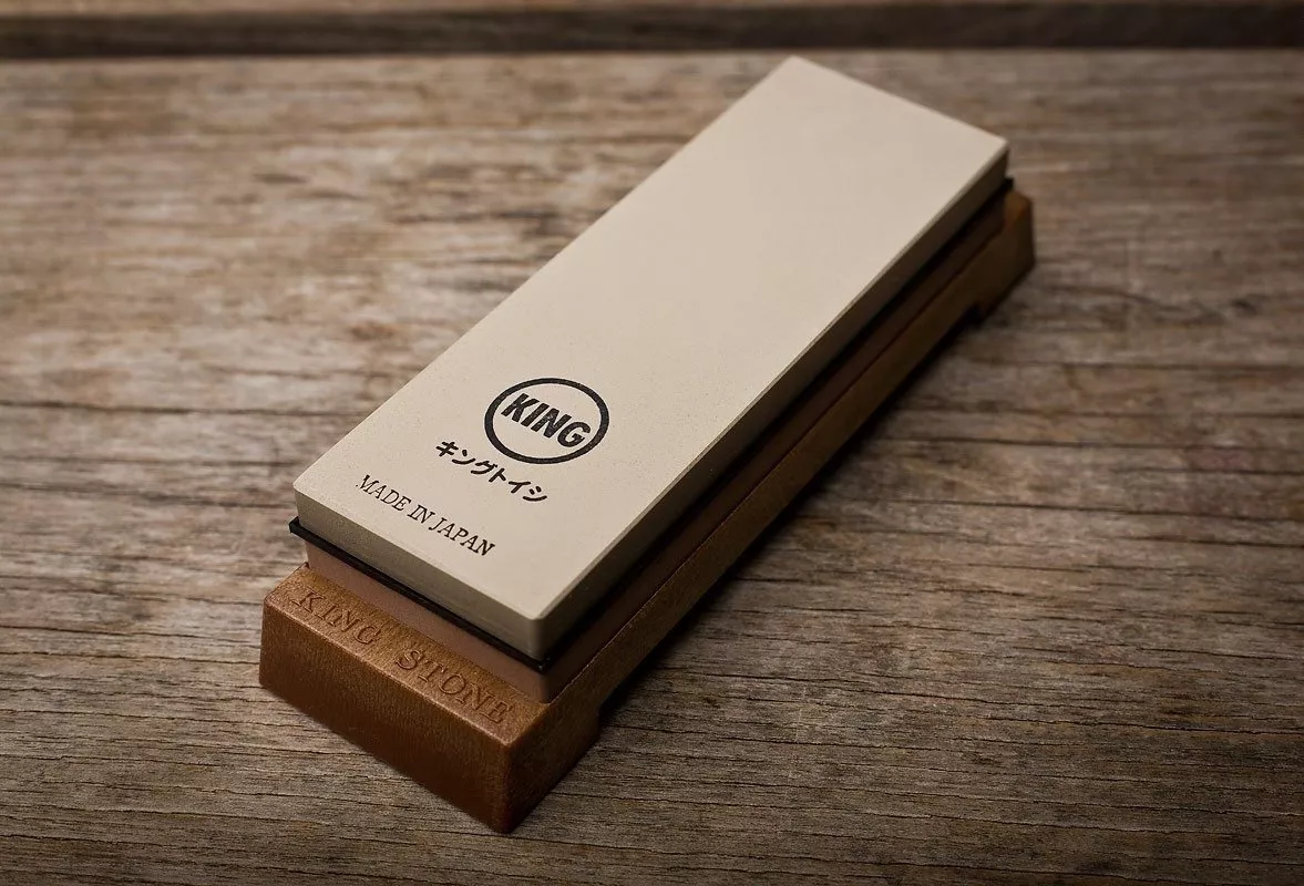 Kamień wodny King Deluxe KW-65, dwustronny 1000/6000, z podstawą