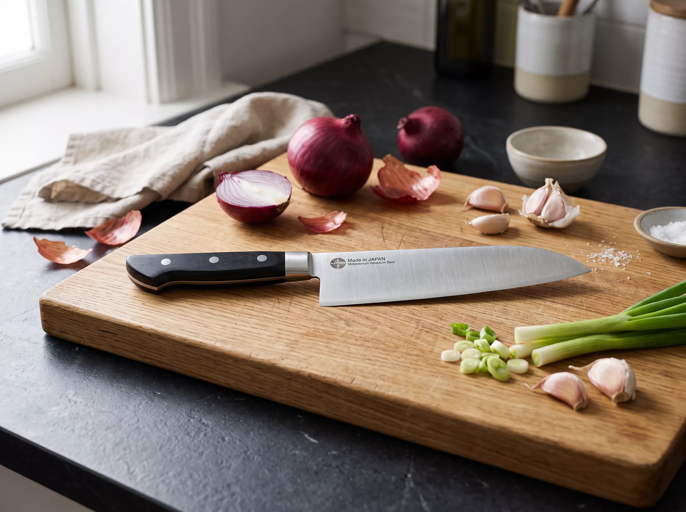 Japoński nóż kuchenny Santoku Nagao Tsubame-Sanjo MV 16,5 cm